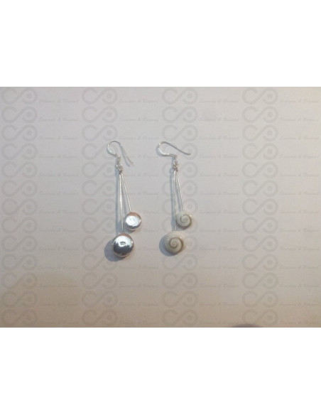 LE 0002 Earrings Shiva Eye Shell Silver