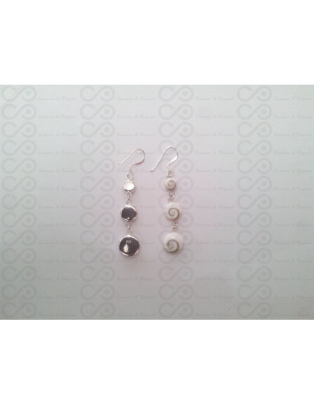 LE 0020 Earrings Shiva Eye Shell Silver