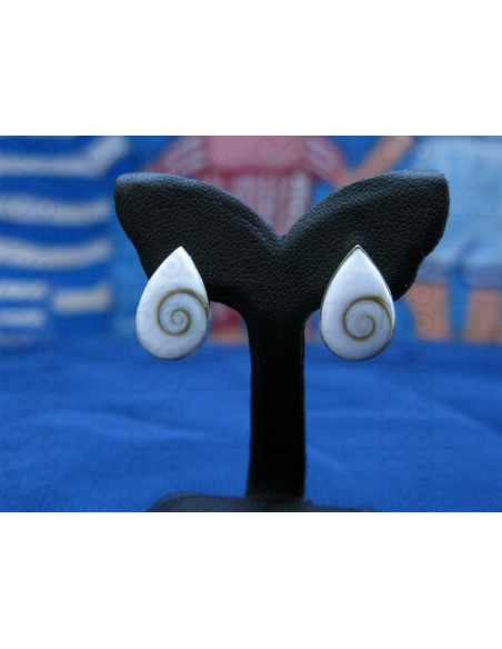 LE 0070s Earrings Shiva Eye Shell Silver