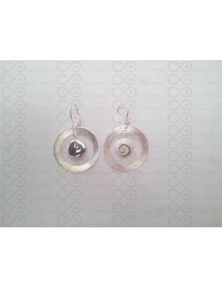LE 0075 Earrings Shiva Eye Shell Silver